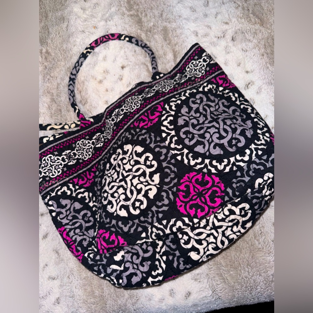 RETIRED VERA BRADLEY CANTERBURY PURPLE